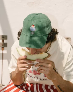 Casquette cherry on top x isabelle vandeplassche