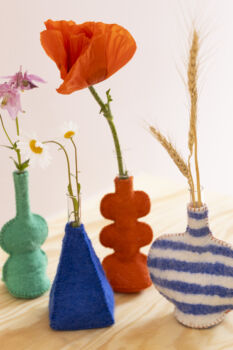 Wool vase blue stripes